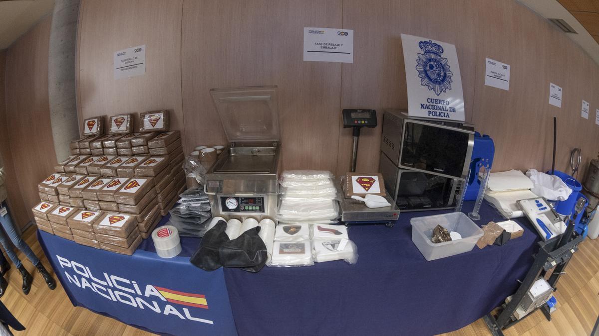 Droga incautada en el operativo policial.