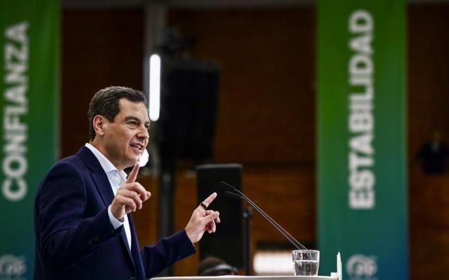 El presidente del PP de Andalucía y candidato a la reelección de la Presidencia de la Junta, Juanma Moreno, durante un acto de campaña.