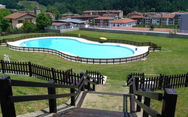 Piscinas descubiertas de Lazkao