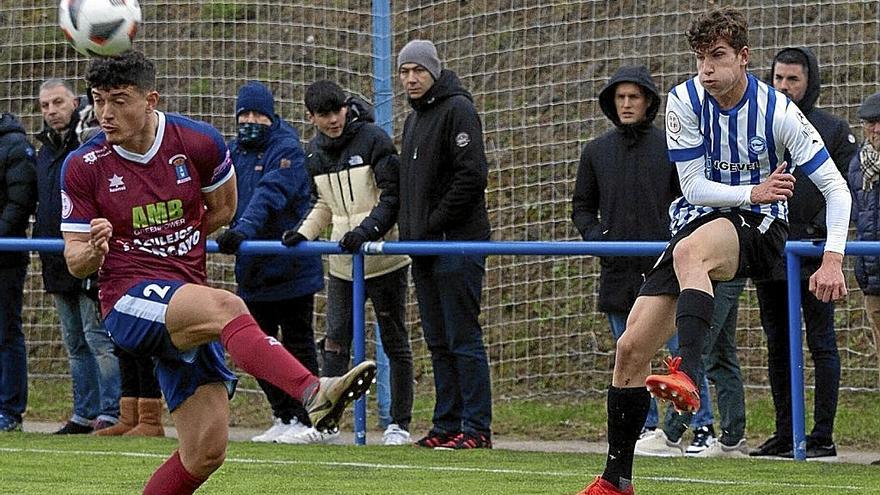 El Alavés B sumó ayer un punto en tierras navarras. | FOTO: JOSU CHAVARRI