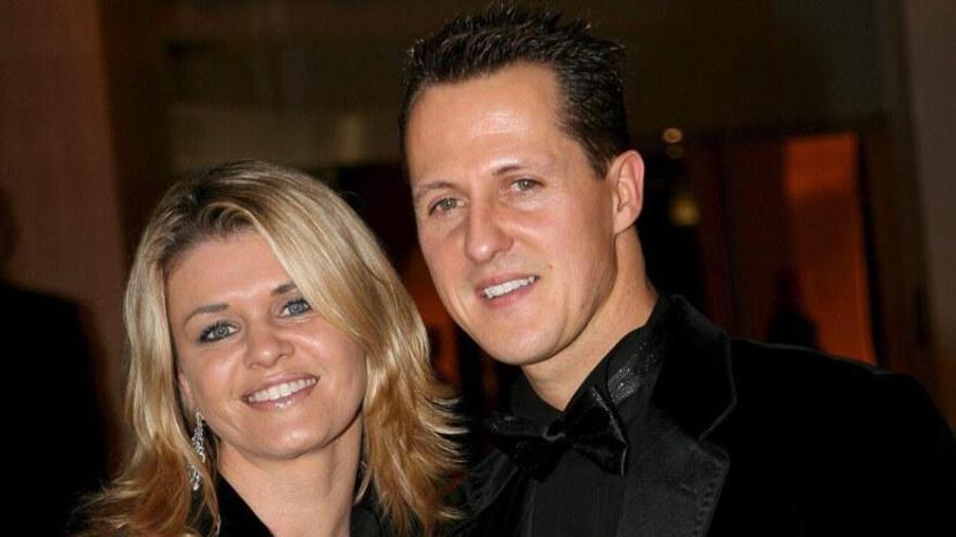 Michael Schumacher y su esposa, Corinna, en 2006.