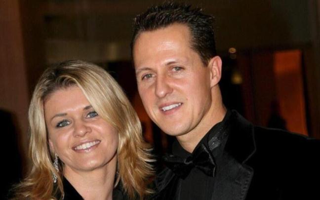 Michael Schumacher y su esposa, Corinna, en 2006.