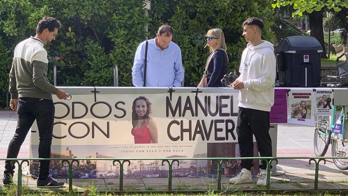 Amigos de Manuela exigen ante la Audiencia de Badajoz prisión permanente para el acusado.