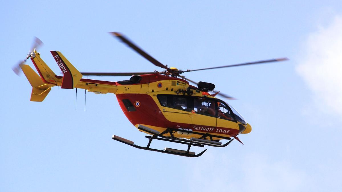 Un helicóptero francés de rescate, en una imagen de archivo.
