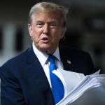 El presidente electo de Estados Unidos, Donald Trump, a la salida de una audiencia en una corte de Nueva York en una imagen de archivo. / EFE El presidente electo de Estados Unidos, Donald Trump, a la salida de una audiencia en una corte de Nueva York en una imagen de archivo.
