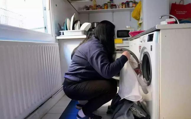 Los países de la UE pueden prohibir ahora a los proveedores cortar el suministro de electricidad a clientes vulnerables, incluso durante disputas entre proveedores y clientes.