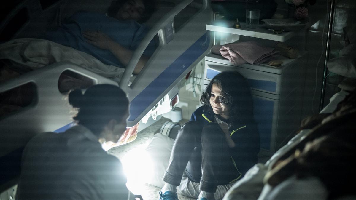 Imagen del episodio ‘Emergencia’ de la serie ‘Apagón’