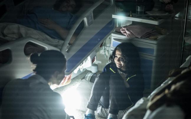 Imagen del episodio ‘Emergencia’ de la serie ‘Apagón’ / Movistar Plus+ Imagen del episodio ‘Emergencia’ de la serie ‘Apagón’