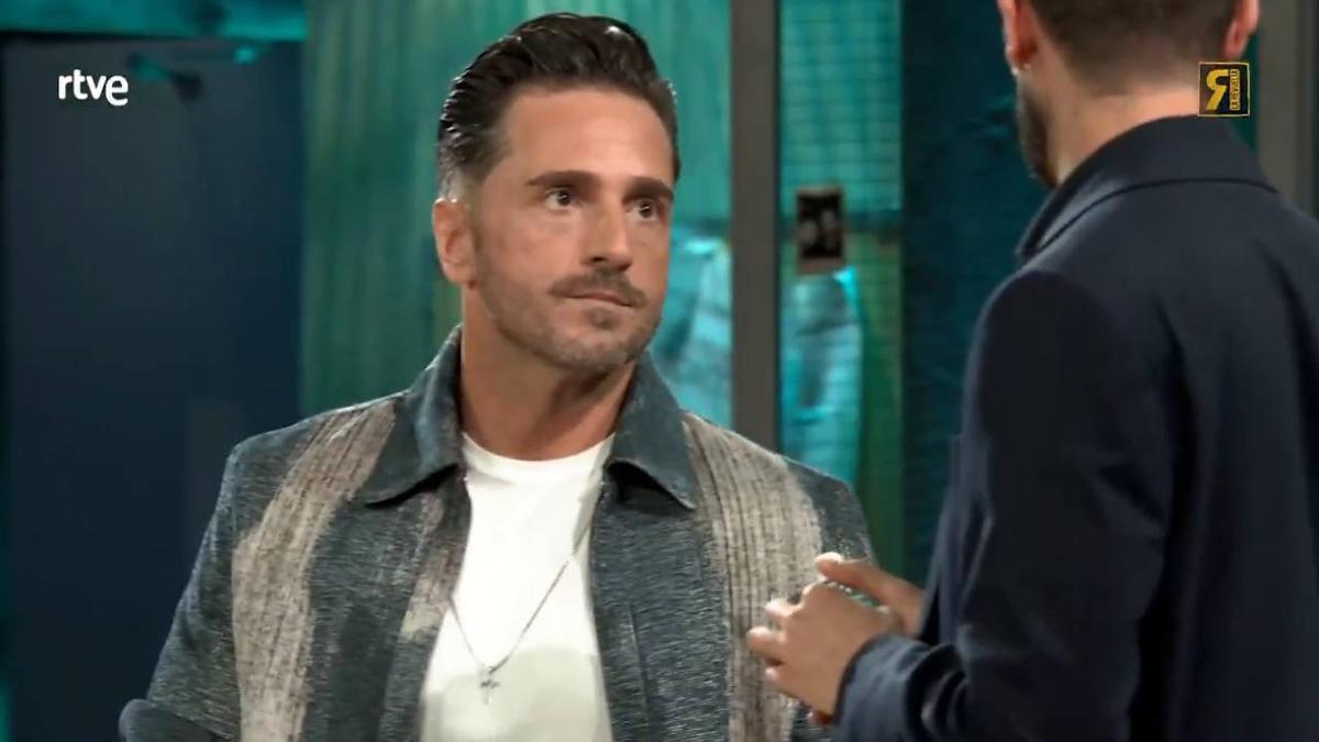 David Bustamante junto a David Broncano en 'La Revuelta'