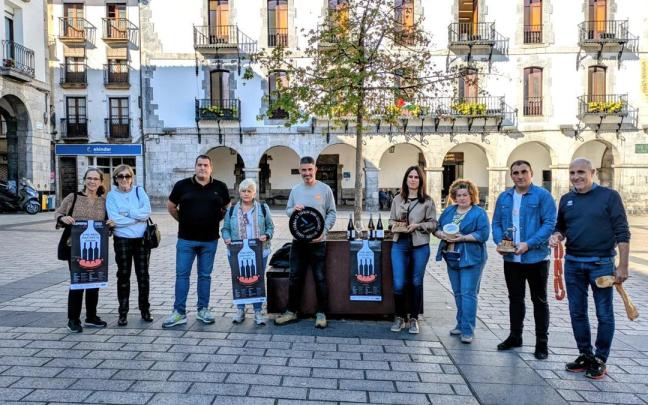 Presentación del Ardo Dastaketa Eguna y el concurso de chorizo cocido que tendrán lugar el sábado en Azpeitia.