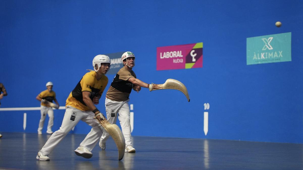 En imágenes: Goixerri-Lekerika, campeones del Master Series de Mungia de cesta al derrotar a Erkiaga-Gorka.