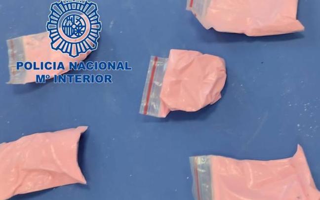 Bolsas con la ketamina decomisada. Bolsas con la ketamina decomisada.