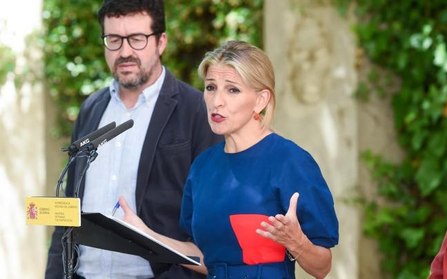 El secretario de Estado de Trabajo, Joaquín Pérez Rey, y la vicepresidenta segunda del Gobierno y ministra de Trabajo y Economía Social, Yolanda Díaz. / EP El secretario de Estado de Trabajo, Joaquín Pérez Rey, y la vicepresidenta segunda del Gobierno y ministra de Trabajo y Economía Social, Yolanda Díaz.