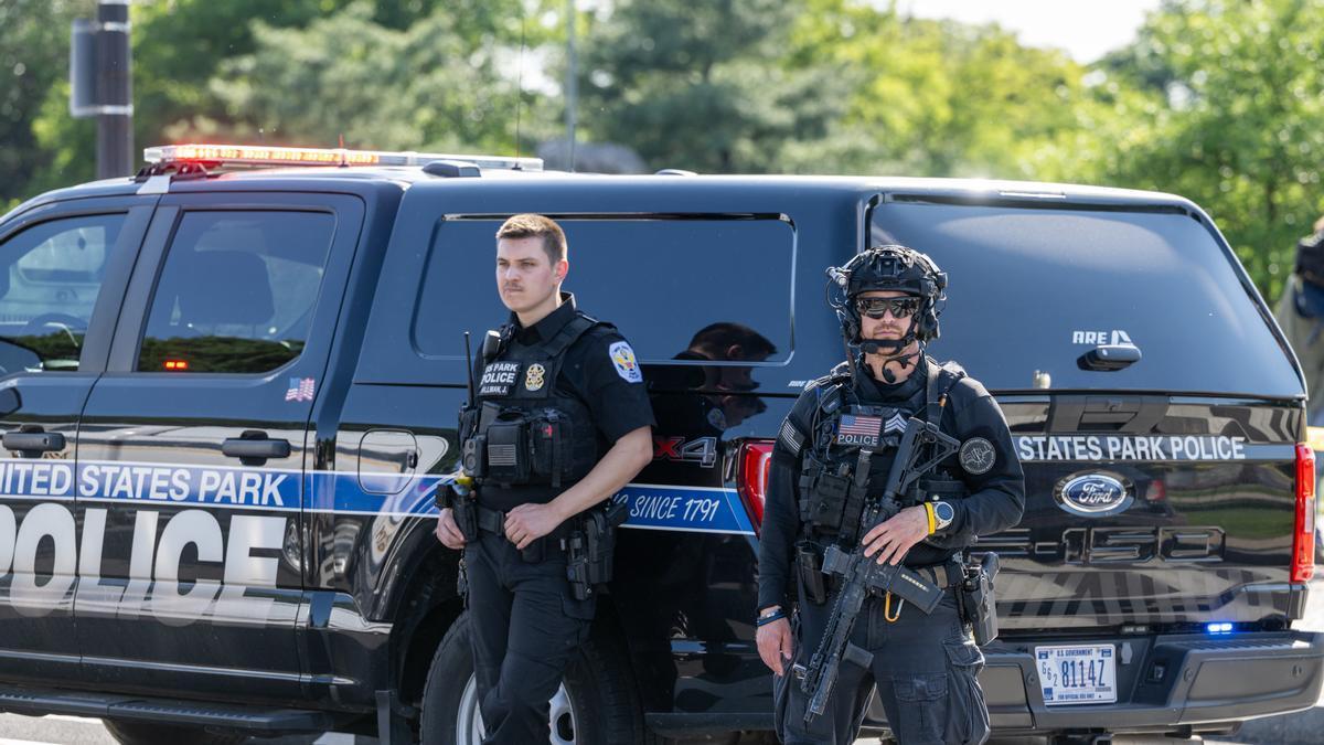 Un tiroteo cerca de la Casa Blanca deja dos heridos, incluido un menor de edad.