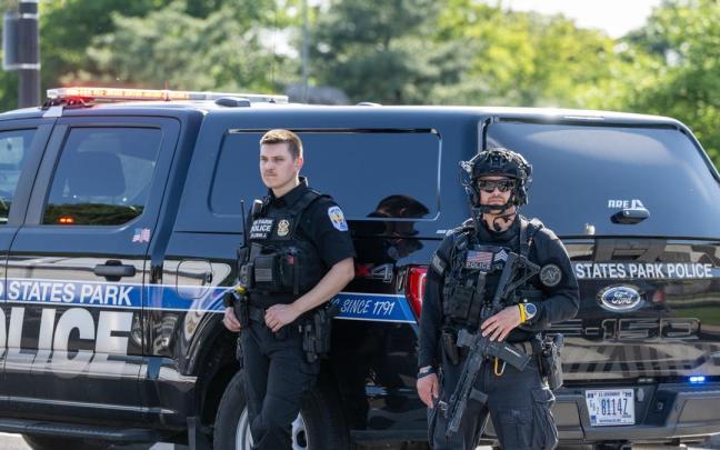 Un tiroteo cerca de la Casa Blanca deja dos heridos, incluido un menor de edad.