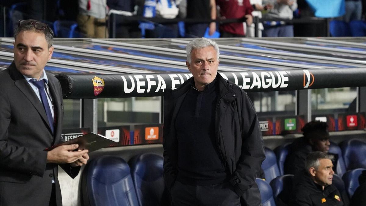 Mourinho, durante el partido Real Sociedad-Roma