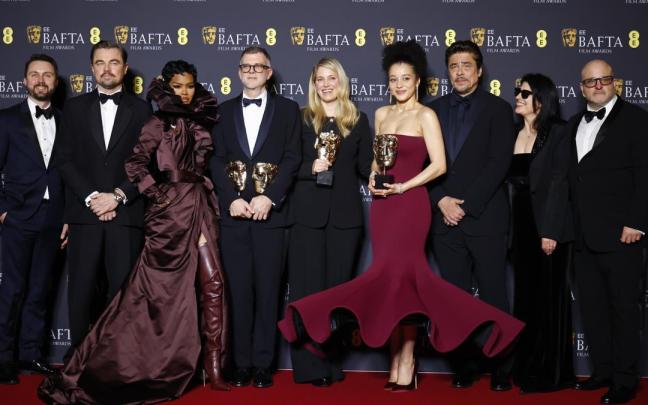 El equipo de 'Una batalla tras otra', en los BAFTA.