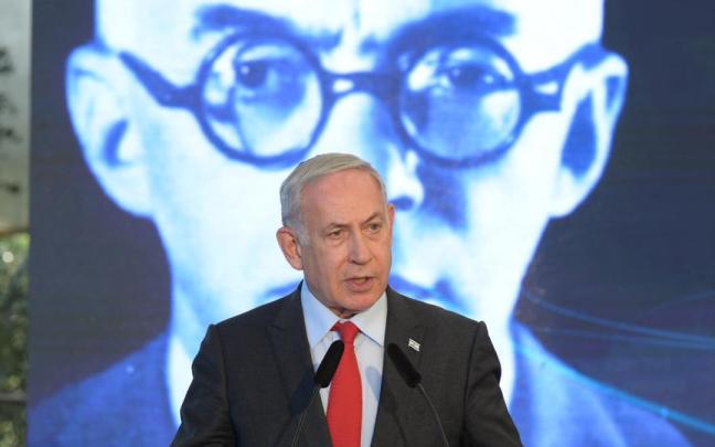 Netanyahu evoluciona favorablemente de su operación de marcapasos pero aplazará su visita a Turquía. Netanyahu evoluciona favorablemente de su operación de marcapasos pero aplazará su visita a Turquía.