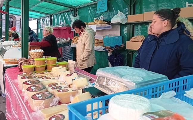 El domingo, 8 de marzo, será el Mercado de Mujeres Productoras y Artesanas