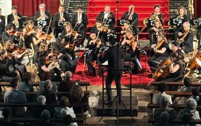 Aequus Ensemble en un concierto en la parroquia oñatiarra.