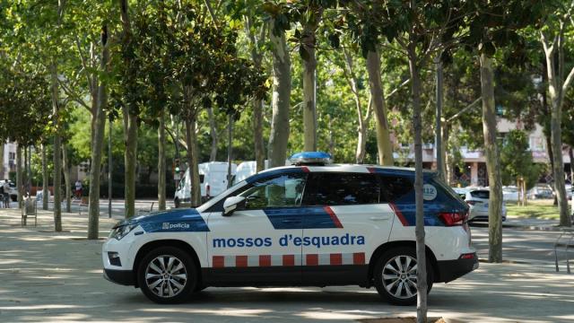 Patrullaje de Mossos d'Esquadra.