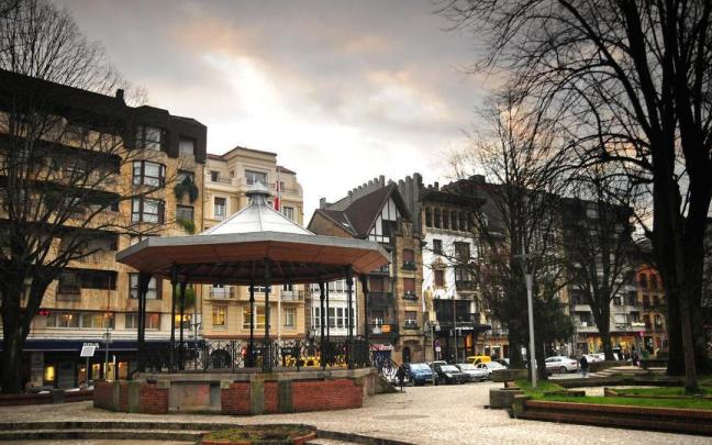 Los bailables regresan a la plaza Ezkurdi los domingos