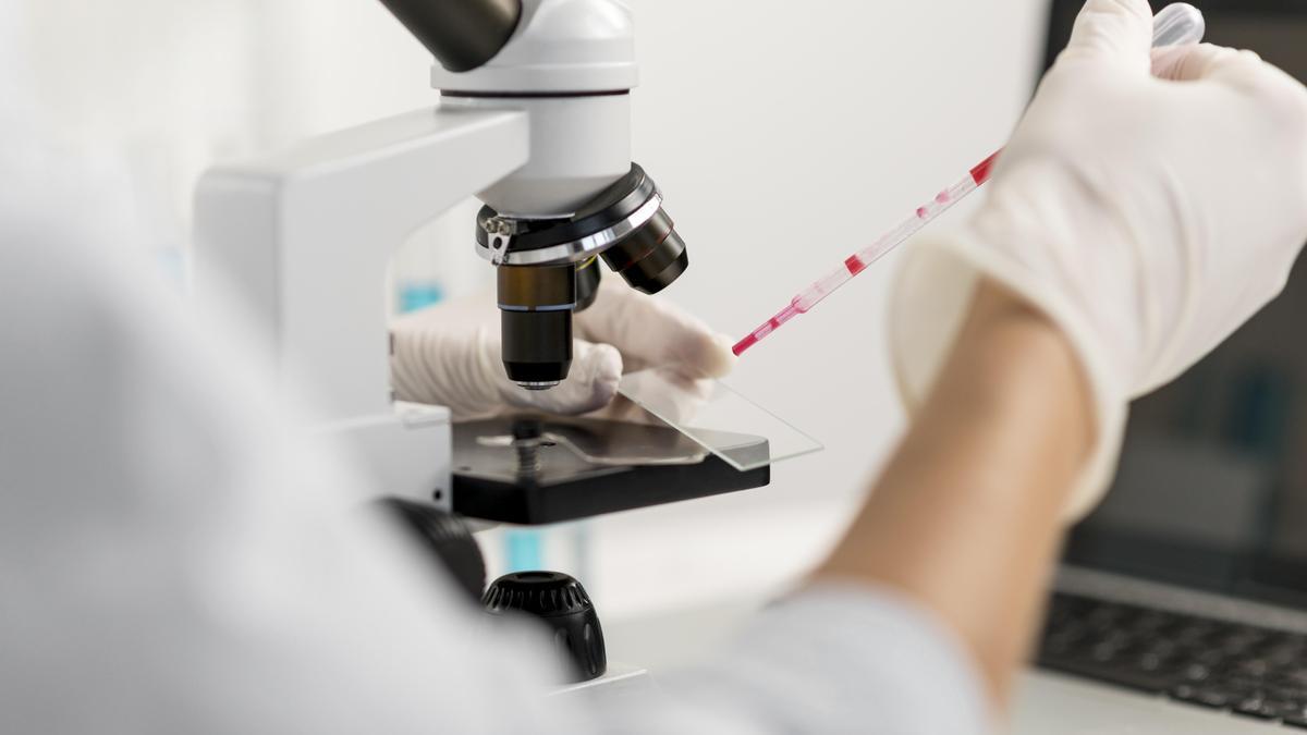 Un laboratorio deberá pagar 120.000 euros a una mujer por diagnosticarle erróneamente cáncer.