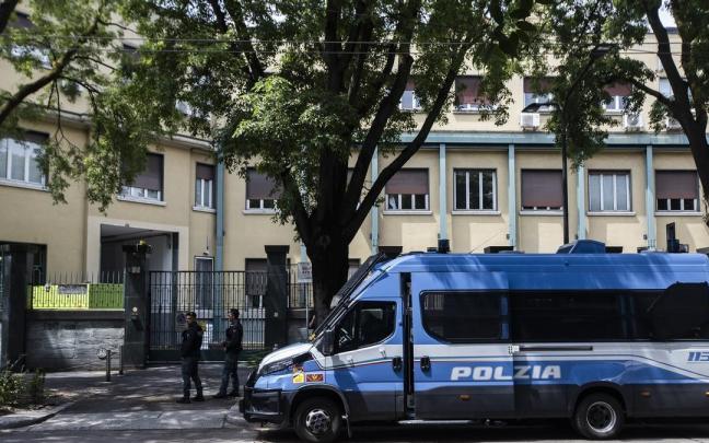 Un furgón de la policía, Italia.