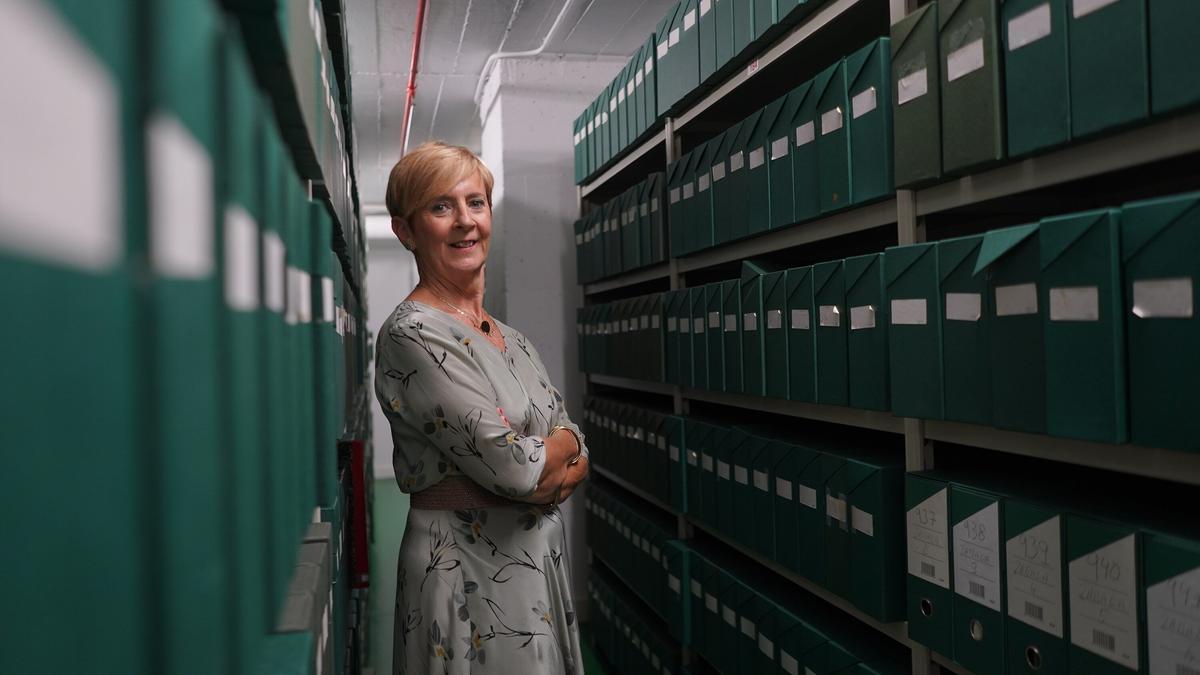 Arantxa Tapia, en las instalaciones del archivo de Sabino Arana Fundazioa.