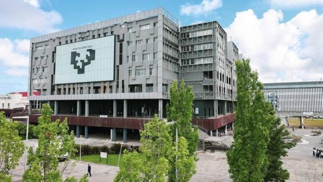 Edificio de la biblioteca en el campus de Leioa de la EHU.