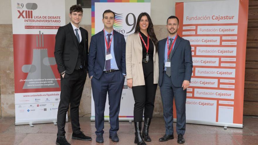 Integrantes del equipo de la UPNA. De izquierda a derecha, Nicolás Augusto, Luis Echarte, Amaya Tanco y Rodrigo Arvizu.