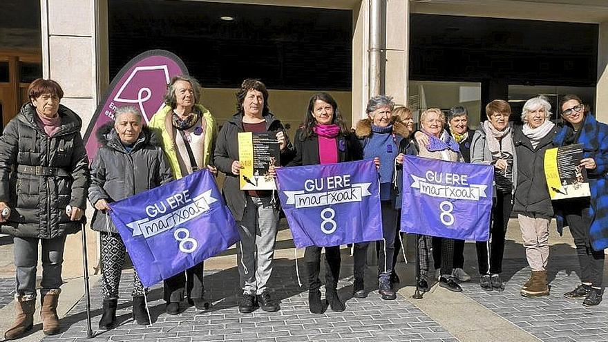 Presentación del programa del 8-M en Zarautz. | FOTO: UDALA