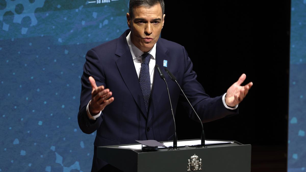 Pedro Sánchez, durante su intervención en el primer acto por el 50 aniversario de la muerte de Franco