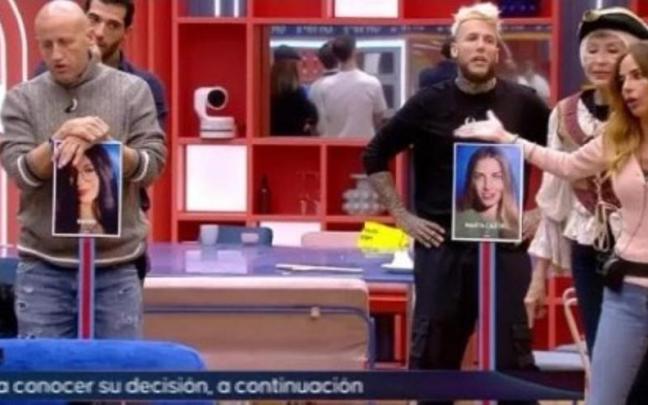 Gustavo Guillermo (izquierda) y Álex Caniggia (derecha) durante una de las emisiones de 'GH VIP'. Gustavo Guillermo (izquierda) y Álex Caniggia (derecha) durante una de las emisiones de 'GH VIP'.