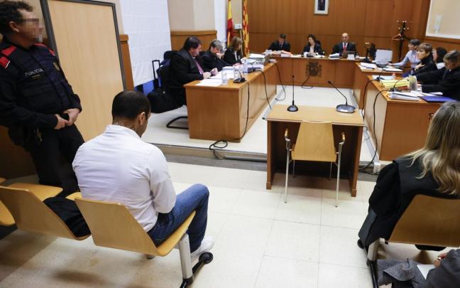 Dani Alves en el banquillo de los acusados