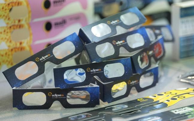Gafas homologadas para eclipses.