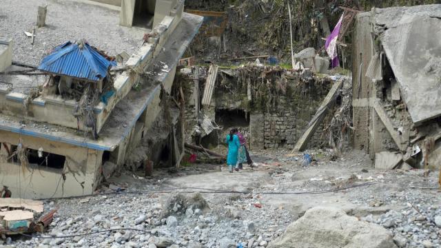 Consecuencias en Nepal de las devastadoras inundaciones.