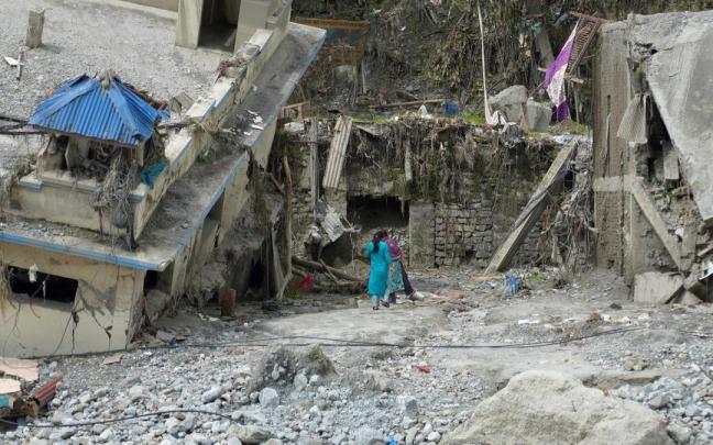 Consecuencias en Nepal de las devastadoras inundaciones.