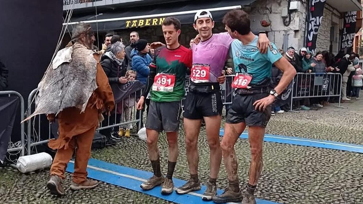 Iraitz Legorburu, Paul Ormaetxea y Beñat Ibáñez fueron los más rápidos en la cita del domingo en Zestoa