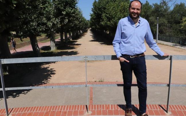 Ángel Sanz, hasta hoy concejal y portavoz del PSN en Tudela, en el paseo del Prado