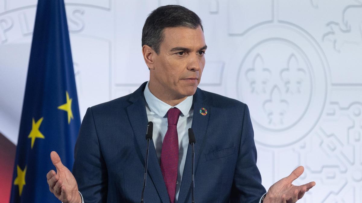 Pedro Sánchez informa de cambios en su Gobierno