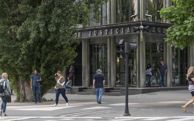 Justizia Jauregiaren kanpoko irudia.