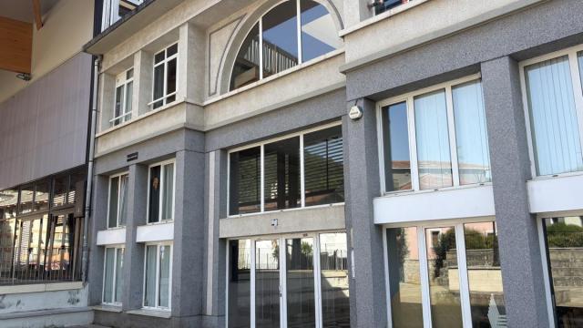 Puerta de acceso a la Casa de Cultura de Zestoa.
