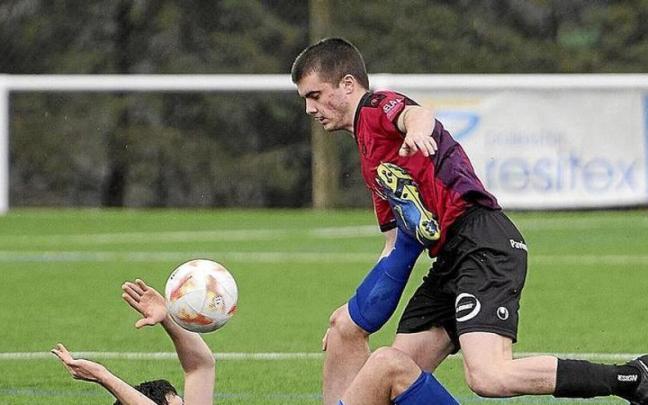 Lance de juego en el partido entre Subiza y Peña Sport. Lance de juego en el partido entre Subiza y Peña Sport.