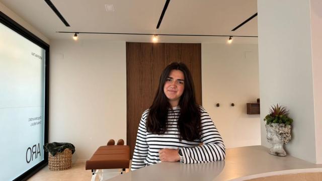 La nutricionista deportiva Lierni Olano en su consulta de Beasain.