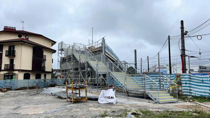 Foto del paso provisional instalado durante las obras de sustitución del puente Tellería.