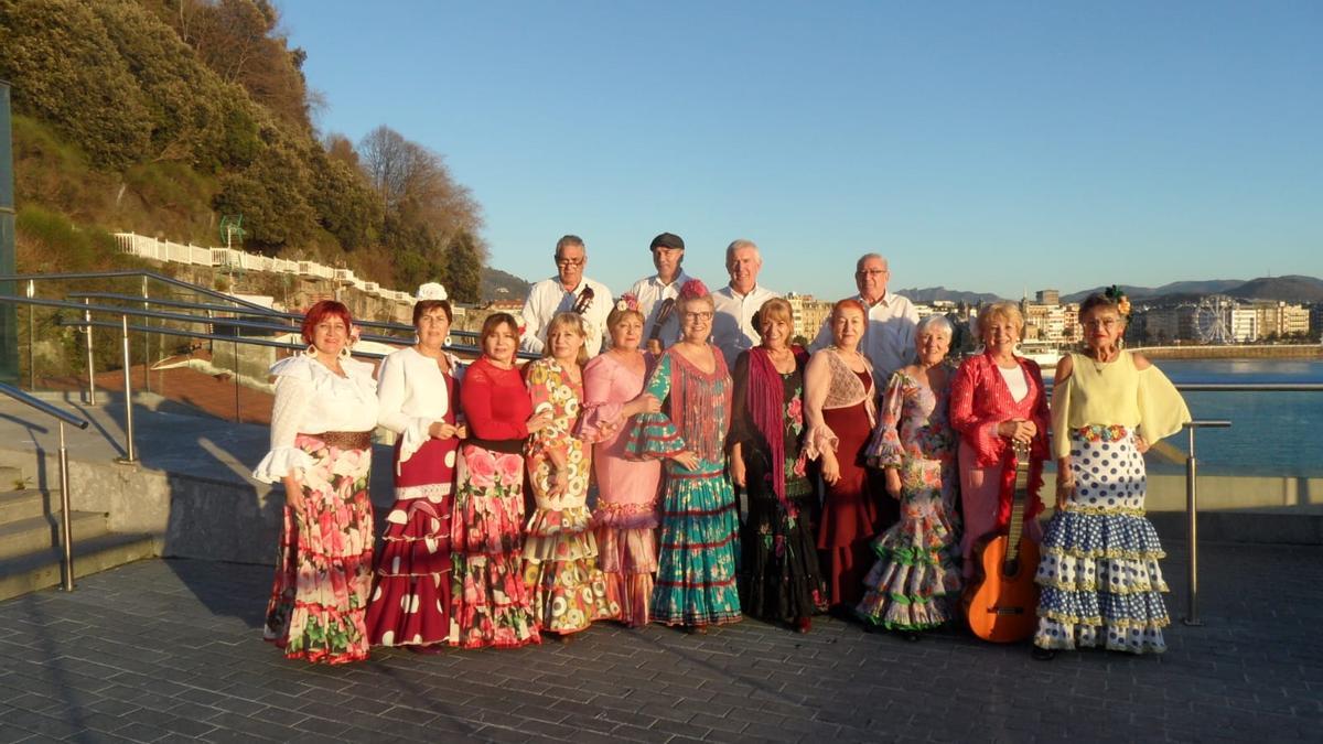 Grupo de canto del centro andaluz Aljarafe