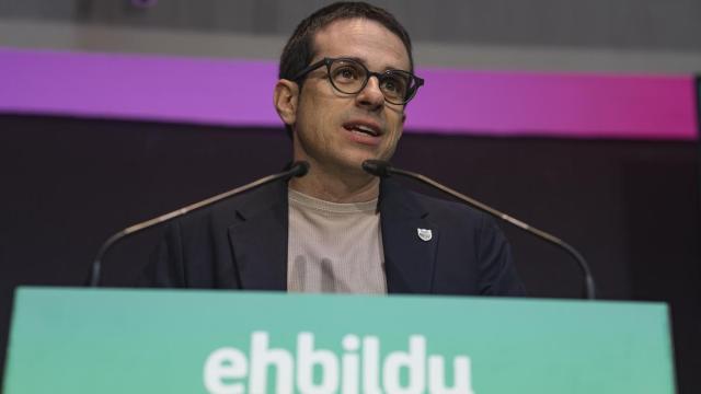 El portavoz parlamentario de EH Bildu, Pello Otxandiano, ha hablado sobre las transferencias y el nuevo estatus en Bilbao