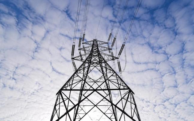 Torre del tendido eléctrico en Reino Unido.