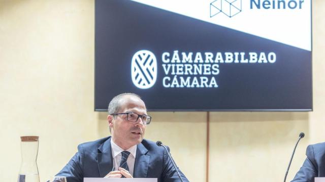 El viceconsejero de Hacienda del Gobierno vasco, Iñaki Alonso, en el foro "Los Viernes de la Cámara" en Bilbao.